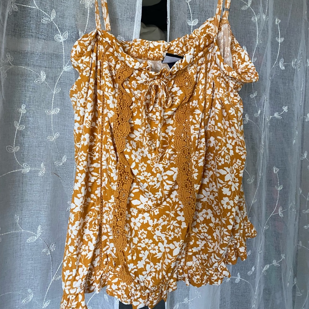 Yellow tank